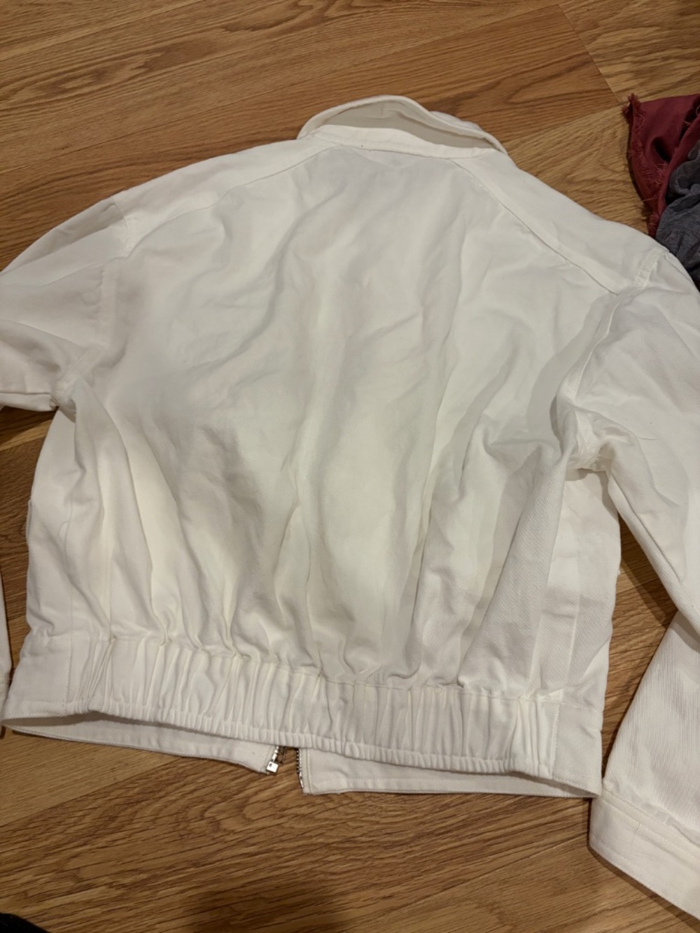 White cropped Jacket - Picture 3 of 3
